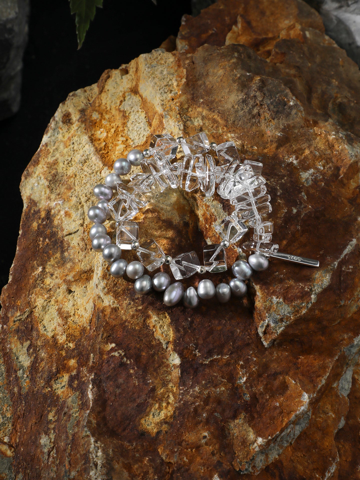 Cube Faceted Clear Quartz Cool Grey Freshwater Pearl Bracelet, 925 Silver Toggle Minimal Healing Crystal Jewelry.