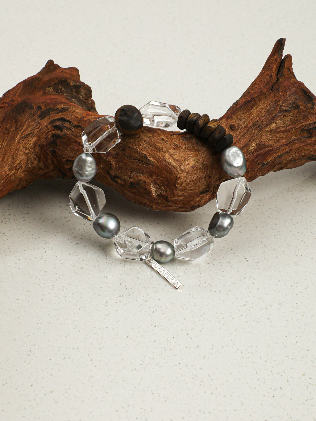 Clear Quartz, Grey Pearl & Agarwood Bead Bracelet — PS2508306