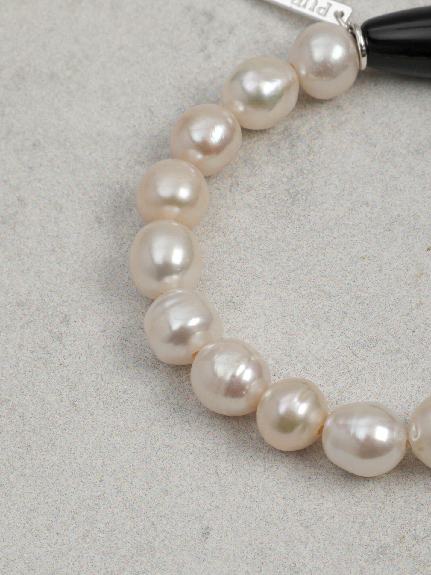 Long Bar Natural Black Onyx & High Luster Freshwater Pearl Beaded Bracelet, Vintage Contrast Minimal Silver Tag Jewelry For Women