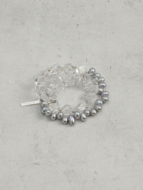 Cube Faceted Clear Quartz Cool Grey Freshwater Pearl Bracelet, 925 Silver Toggle Minimal Healing Crystal Jewelry.